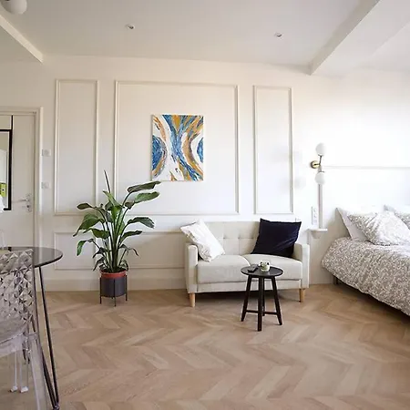 Apartment V' Troyes