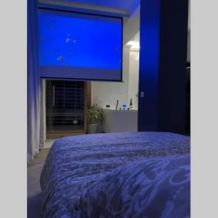 Apartment V' *